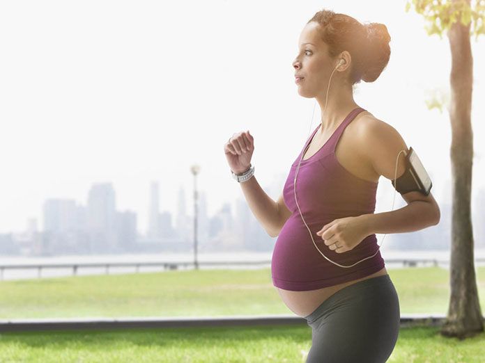 151001-pregnantrunning-stock-(Copy)