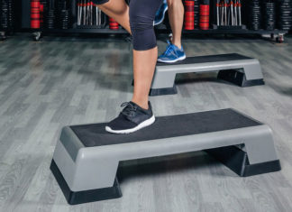 Zajęcia na stepie – doskonała forma aktywności fizycznej dla wszystkich!