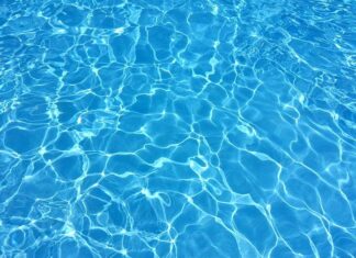 Współczesne sposoby na filtrowanie wody w domu