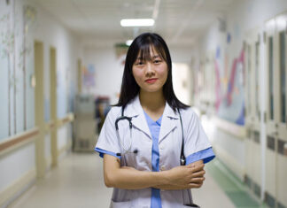 Damskie bluzy medyczne