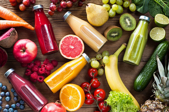 Butelka na smoothie - którą wybrać oraz jaki koktajl zrobić do niej? Butelka na smoothie