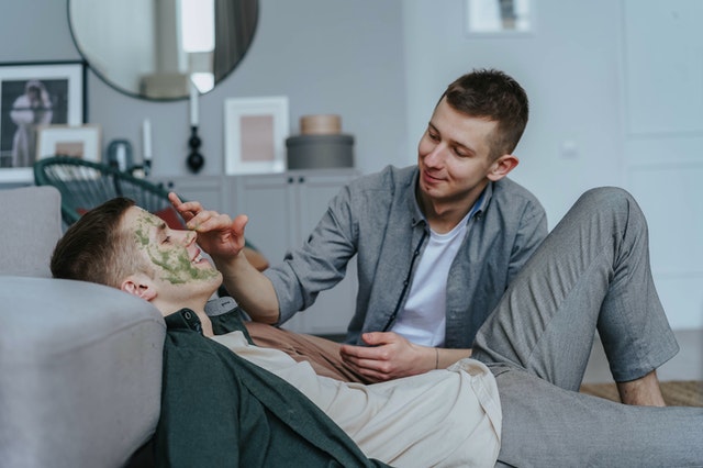 pexels-olia-danilevich-6991304 Sklep z kosmetykami i akcesoriami dla mężczyzn