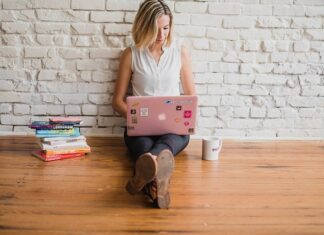 Czym zdezynfekować podłogę w domu?