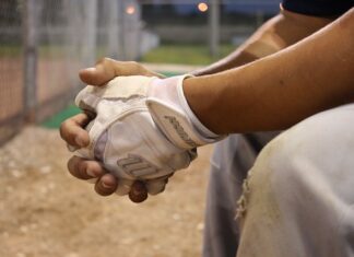 Czym można zastąpić waciki bezpyłowe do paznokci? Czym można zastąpić waciki bezpyłowe do paznokci?